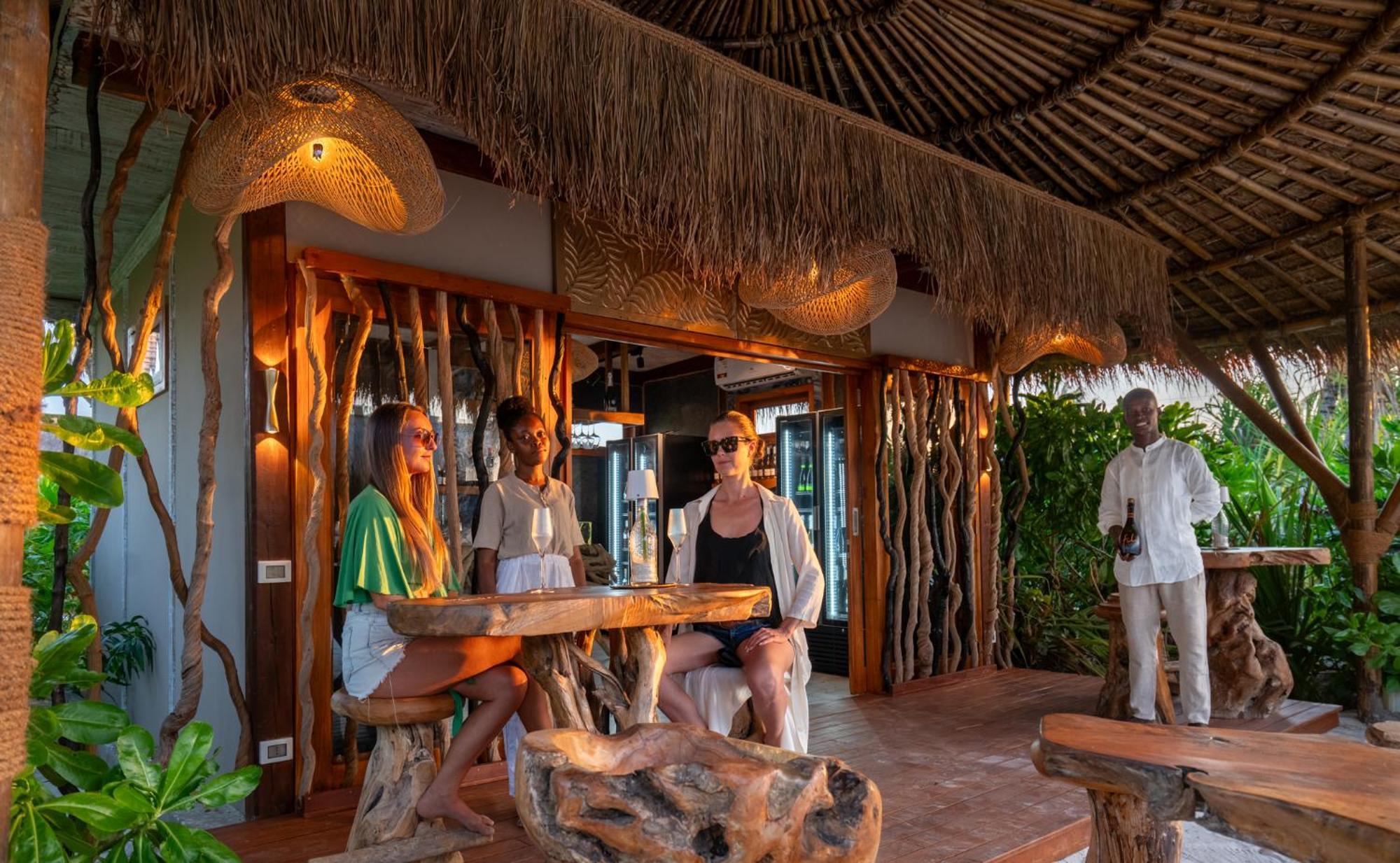 Sensations Eco-Chic Hotel Pwani Mchangani Exterior photo