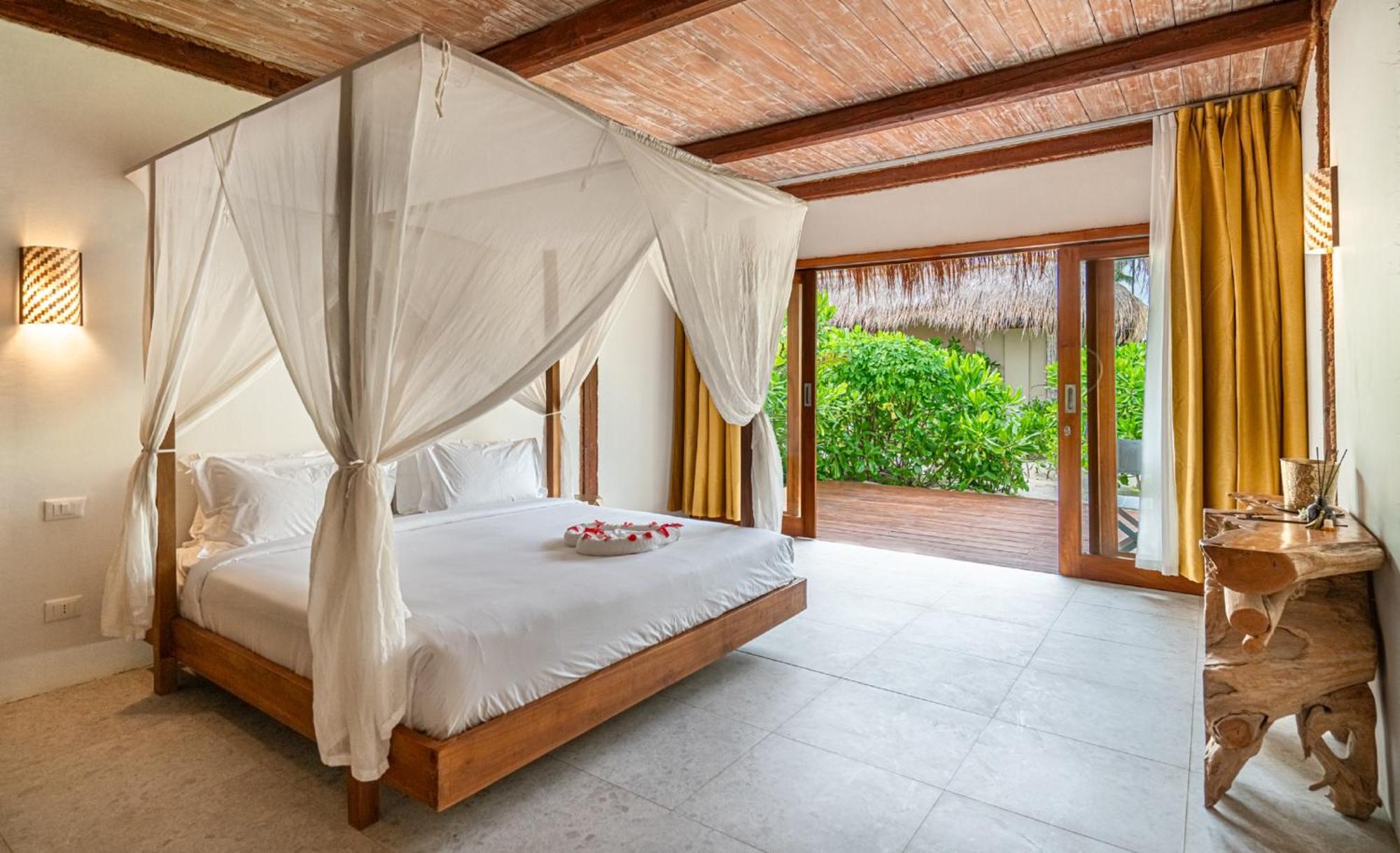 Sensations Eco-Chic Hotel Pwani Mchangani Exterior photo