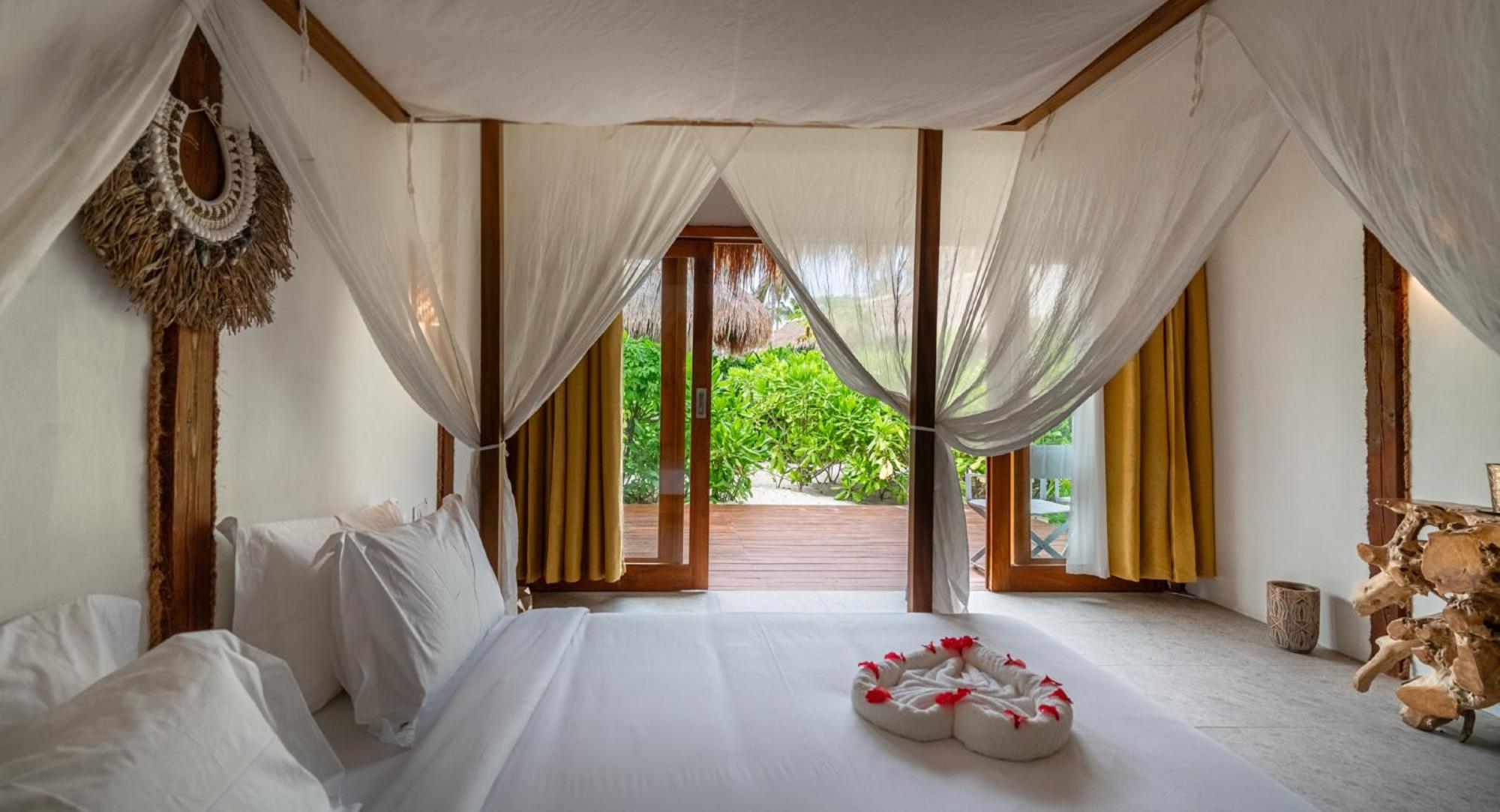 Sensations Eco-Chic Hotel Pwani Mchangani Exterior photo